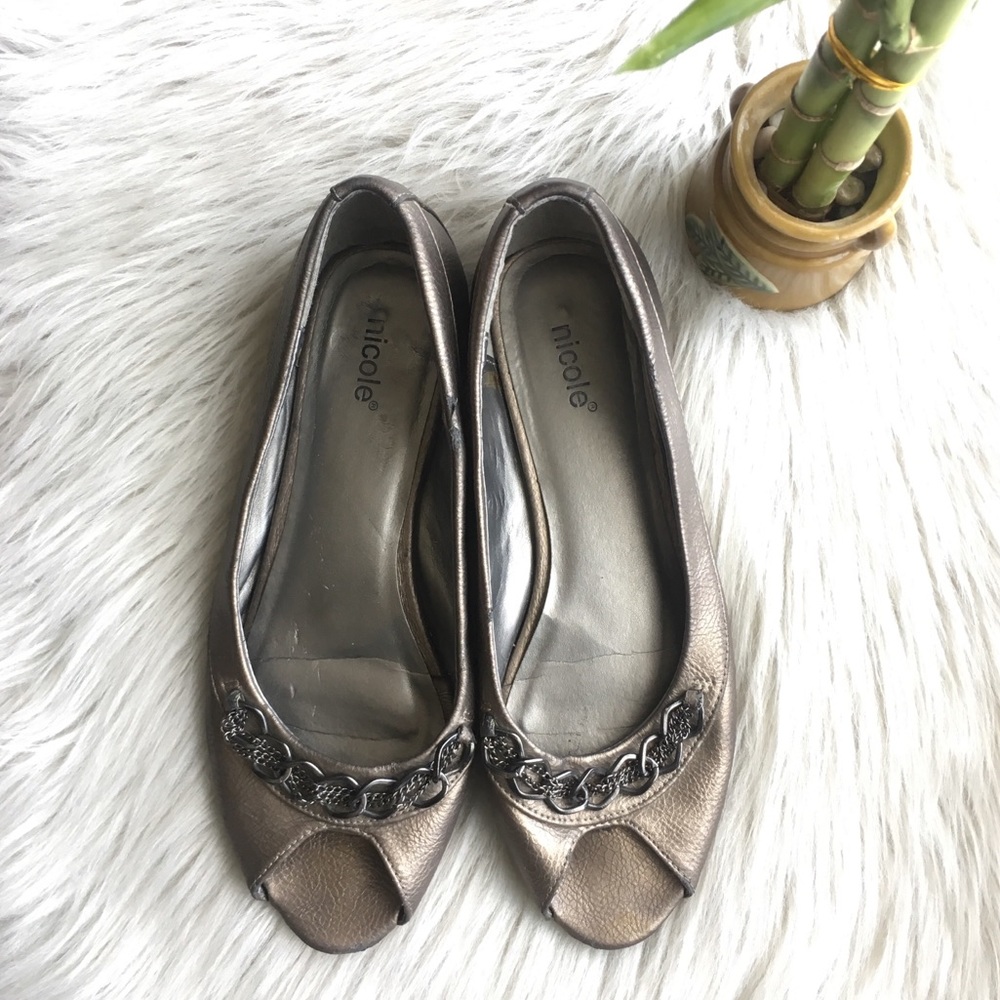 Nicole Silver Peep Toe Flats Size 8W